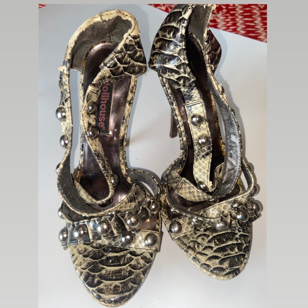 Shoes